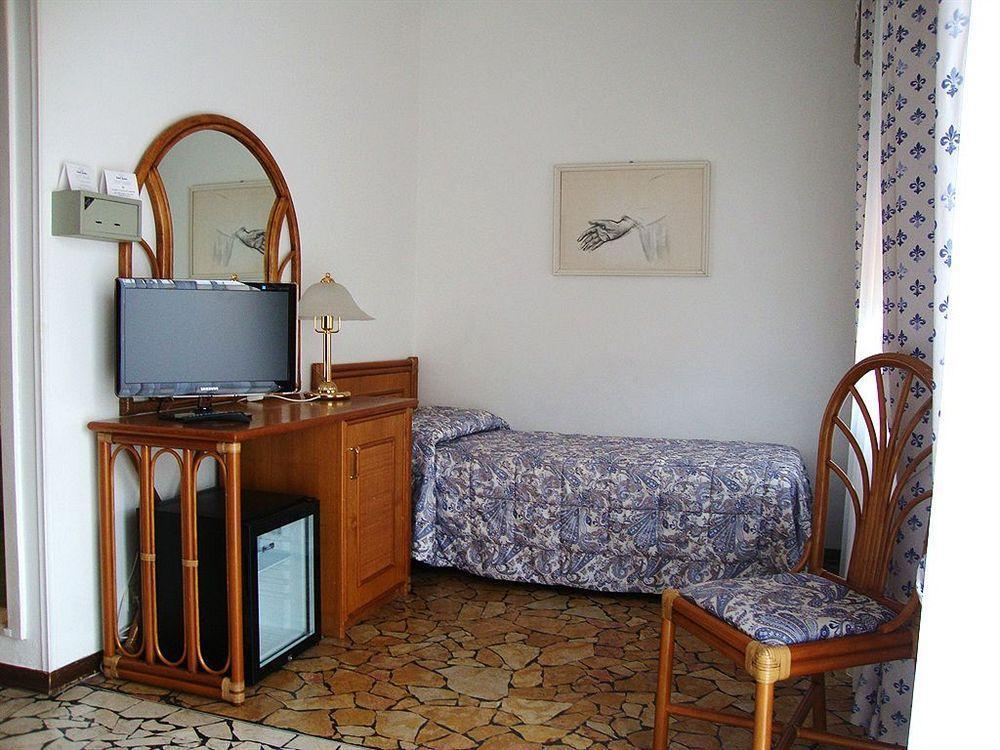 Hotel Zunino Spotorno Exteriér fotografie